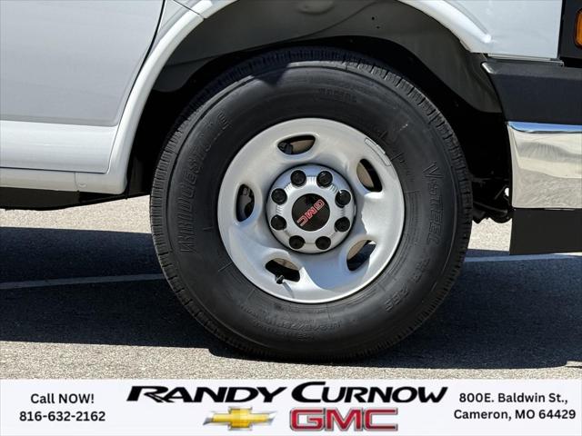 2026 GMC Savana Cargo 3500 Regular Wheelbase, Work Van, RWD