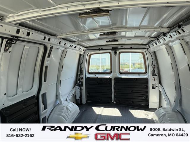 2026 GMC Savana Cargo 3500 Regular Wheelbase, Work Van, RWD