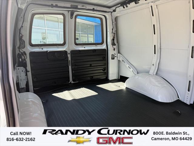 2026 GMC Savana Cargo 3500 Regular Wheelbase, Work Van, RWD