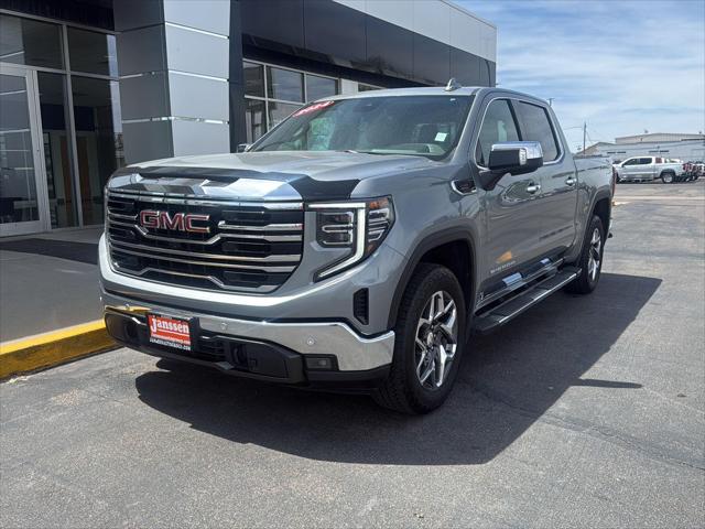 2023 GMC Sierra 1500 4WD Crew Cab Short Box SLT