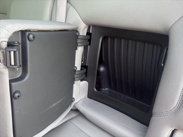 2023 GMC Sierra 1500 4WD Crew Cab Short Box SLT