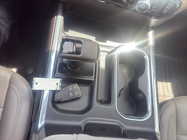 2023 GMC Sierra 1500 4WD Crew Cab Short Box SLT
