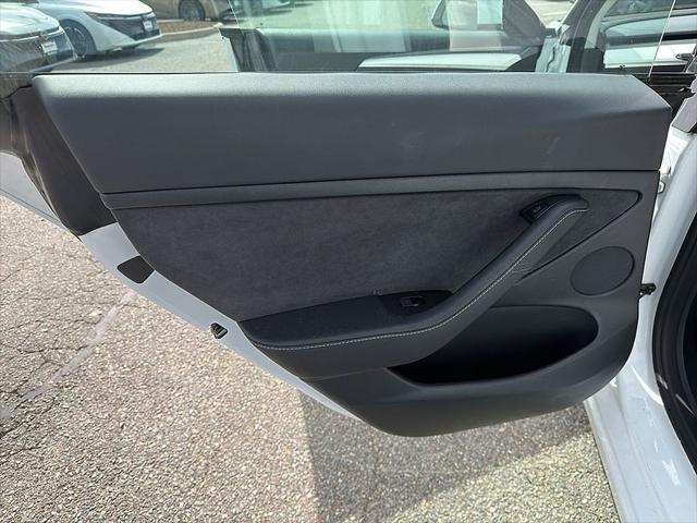 2022 Tesla Model 3 Rear-Wheel Drive