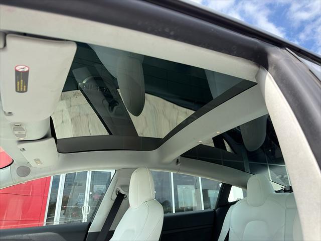 2022 Tesla Model 3 Rear-Wheel Drive