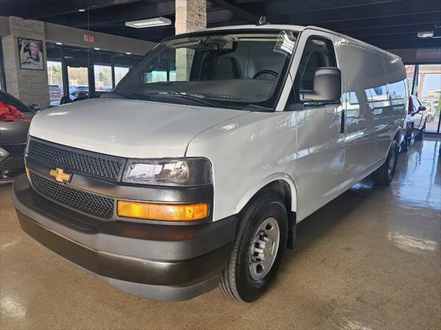 2022 Chevrolet Express Cargo Van RWD 3500 Extended Wheelbase WT