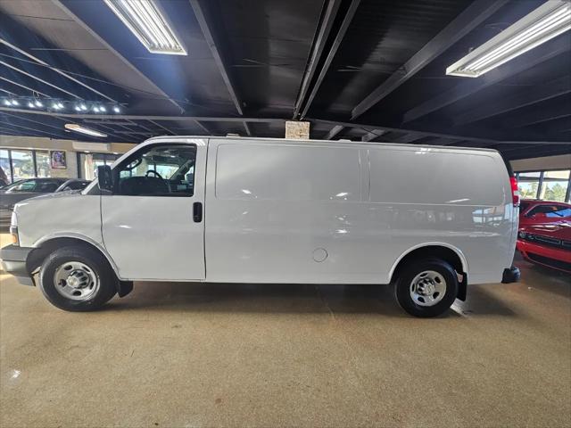 2022 Chevrolet Express Cargo Van RWD 3500 Extended Wheelbase WT