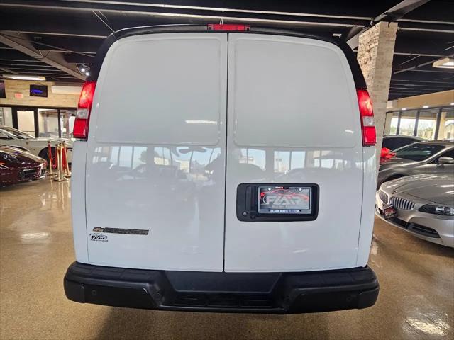 2022 Chevrolet Express Cargo Van RWD 3500 Extended Wheelbase WT