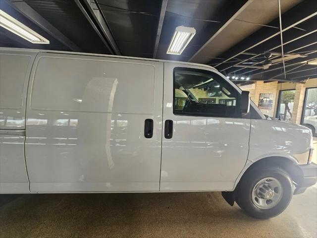 2022 Chevrolet Express Cargo Van RWD 3500 Extended Wheelbase WT