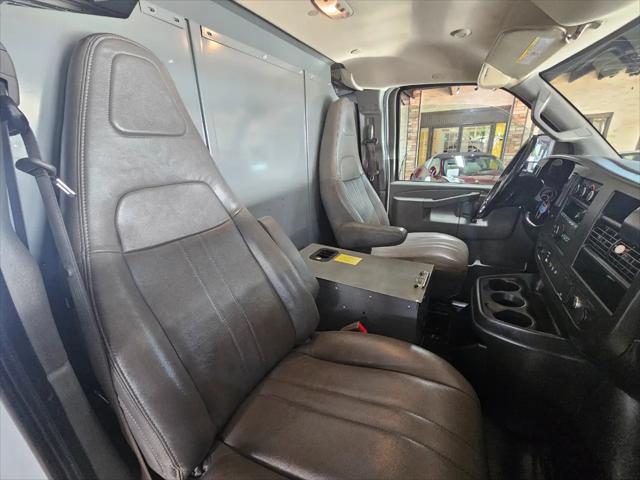 2022 Chevrolet Express Cargo Van RWD 3500 Extended Wheelbase WT