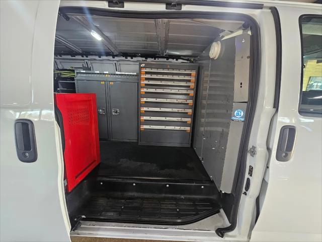 2022 Chevrolet Express Cargo Van RWD 3500 Extended Wheelbase WT