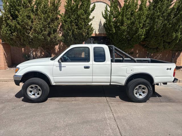 1997 Toyota Tacoma V6 2dr 4WD Extended Cab SB