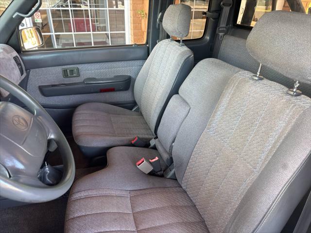 1997 Toyota Tacoma V6 2dr 4WD Extended Cab SB