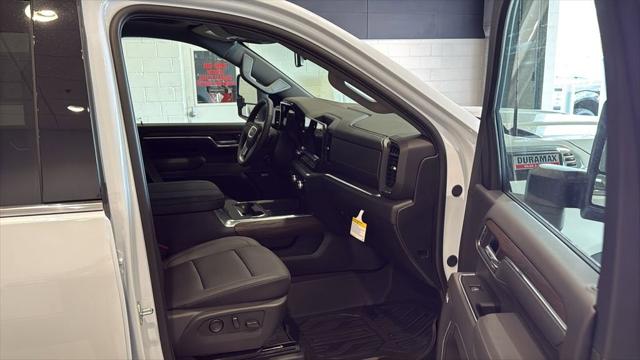 2026 GMC Sierra 3500HD Crew Cab, Long Bed, SLT Dual Rear Wheel, 4WD