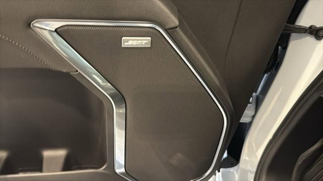 2026 GMC Sierra 3500HD Crew Cab, Long Bed, SLT Dual Rear Wheel, 4WD