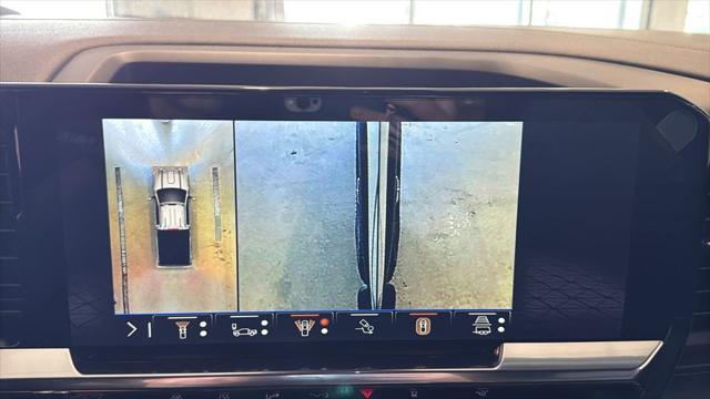 2026 GMC Sierra 3500HD Crew Cab, Long Bed, SLT Dual Rear Wheel, 4WD