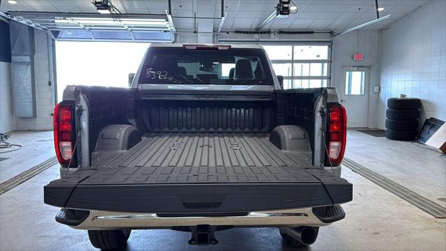 2026 GMC Sierra 3500HD Crew Cab, Long Bed, Pro, 4WD