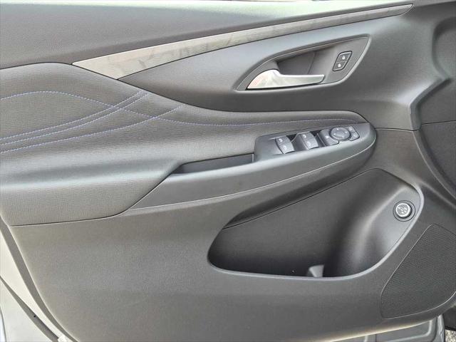 2026 Buick NV Sport Touring FWD