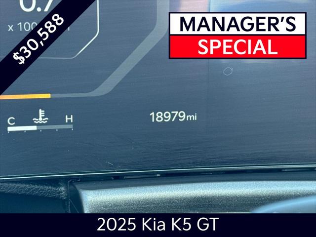 2025 Kia K5 GT