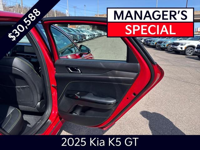 2025 Kia K5 GT