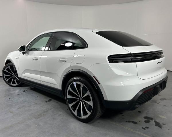 2024 Porsche Macan Electric 4