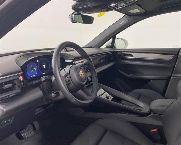 2024 Porsche Macan Electric 4
