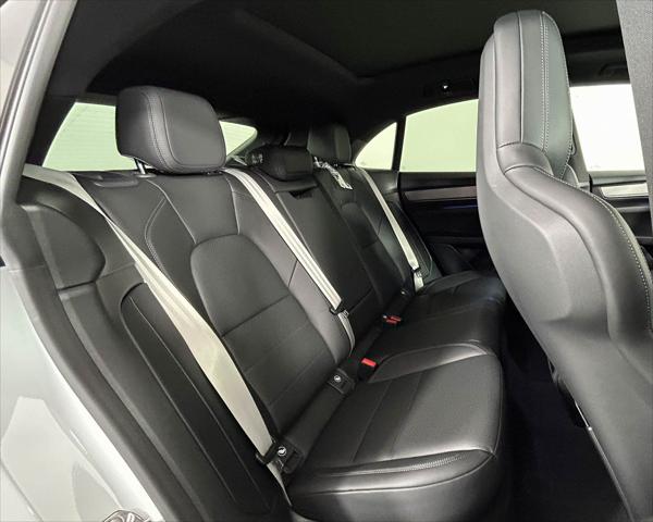 2024 Porsche Macan Electric 4