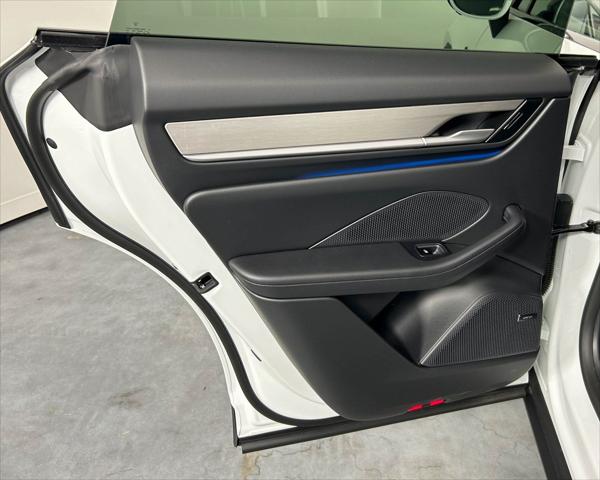2024 Porsche Macan Electric 4