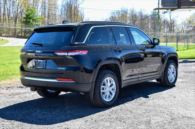 2026 Jeep Grand Cherokee GRAND CHEROKEE LAREDO X 4X4