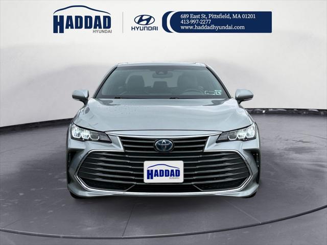 2020 Toyota Avalon Hybrid XLE