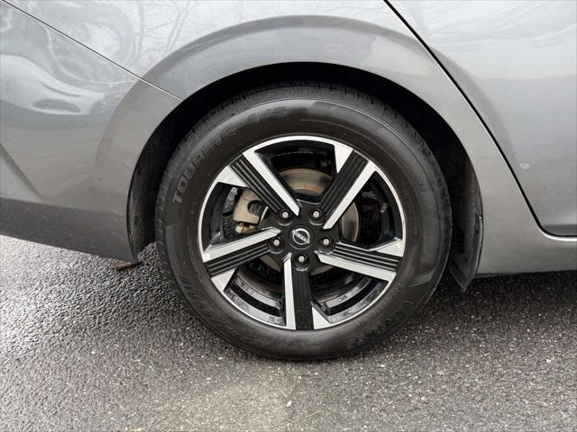2024 Nissan Sentra SV Xtronic CVT