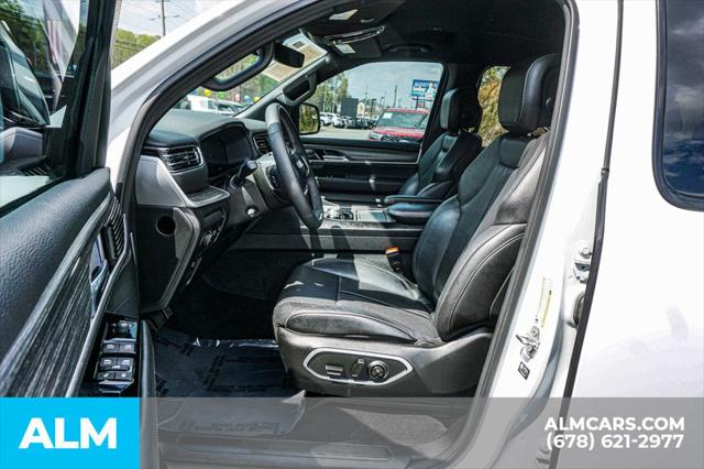 2024 Jeep Wagoneer Series II 4x2