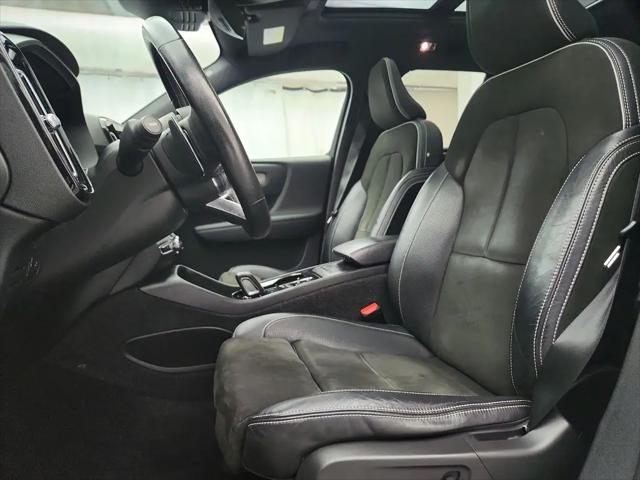 2019 Volvo XC40 T5 R-Design