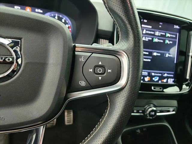 2019 Volvo XC40 T5 R-Design