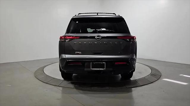 2026 Nissan Pathfinder SV