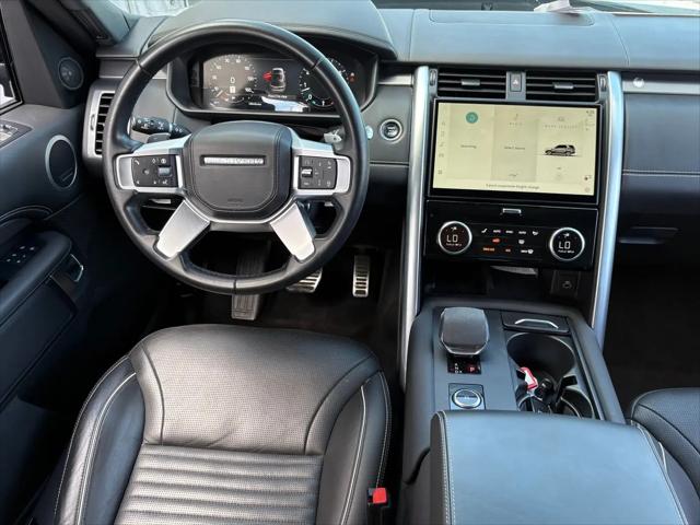 2024 Land Rover Discovery P360 Metropolitan Edition