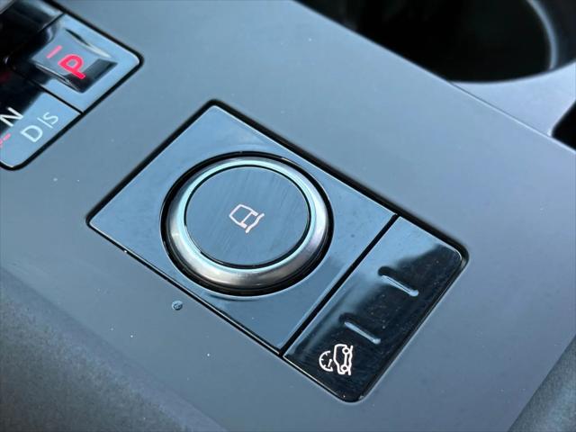 2024 Land Rover Discovery P360 Metropolitan Edition