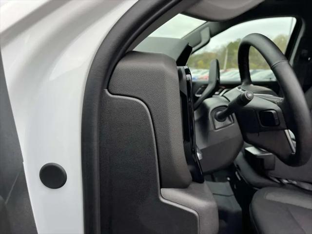 2024 GMC Sierra 1500 4WD Crew Cab Short Box Elevation with 3SB