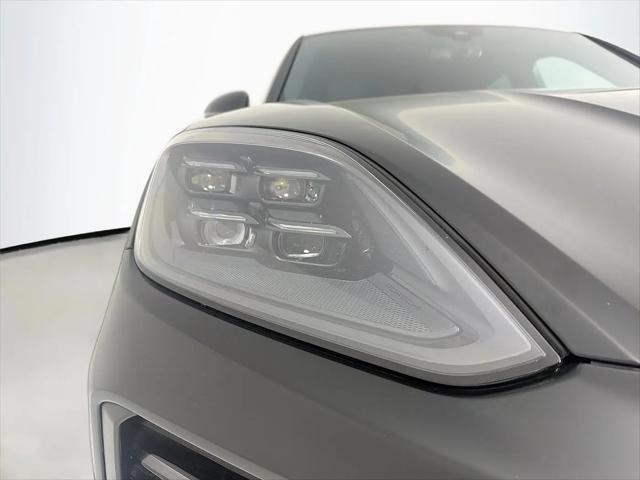 2024 Porsche Cayenne Turbo GT