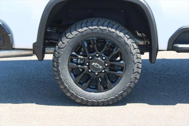 2026 Chevrolet Silverado 2500HD Crew Cab, Standard Bed, LTZ, 4WD