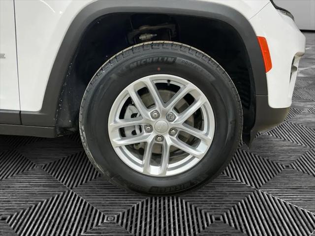 2024 Jeep Grand Cherokee Laredo X 4x4