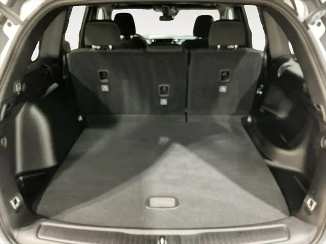 2024 Jeep Grand Cherokee Laredo X 4x4
