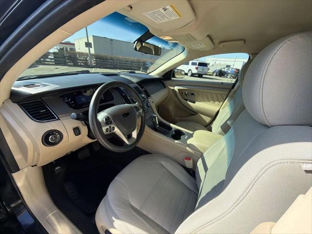 2019 Ford Taurus SE