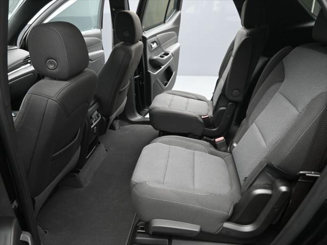2023 Chevrolet Traverse FWD LT Cloth