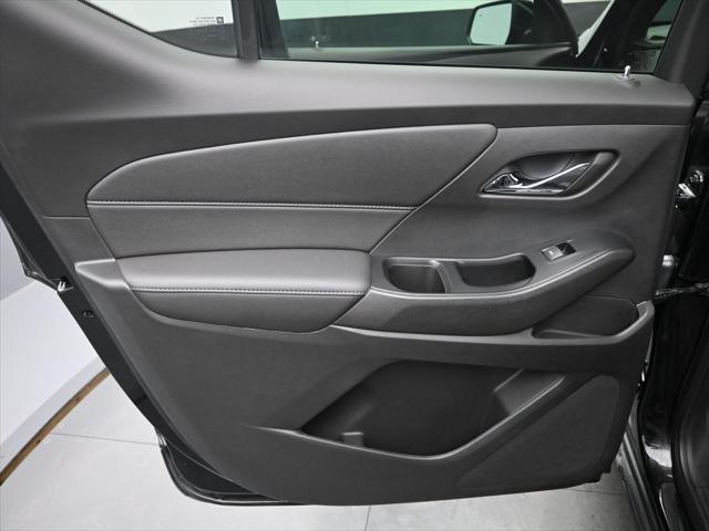 2023 Chevrolet Traverse FWD LT Cloth