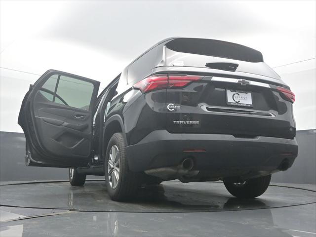 2023 Chevrolet Traverse FWD LT Cloth