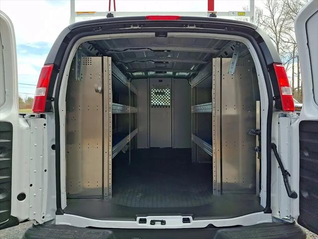 2026 GMC Savana Cargo 2500 Regular Wheelbase, Work Van, RWD