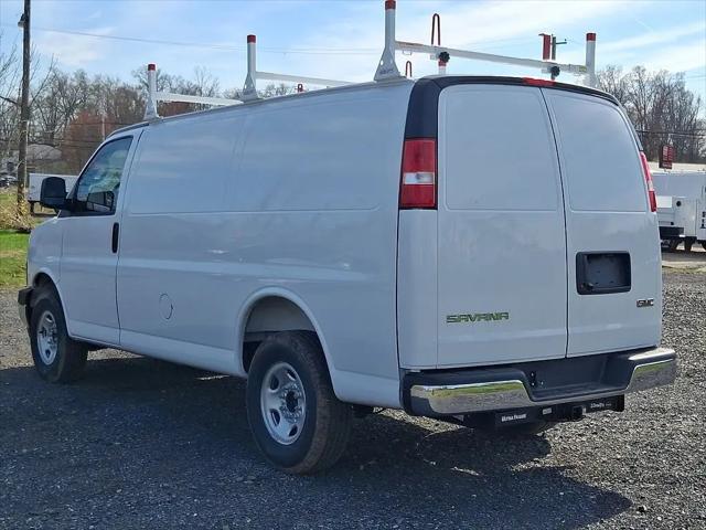 2026 GMC Savana Cargo 2500 Regular Wheelbase, Work Van, RWD