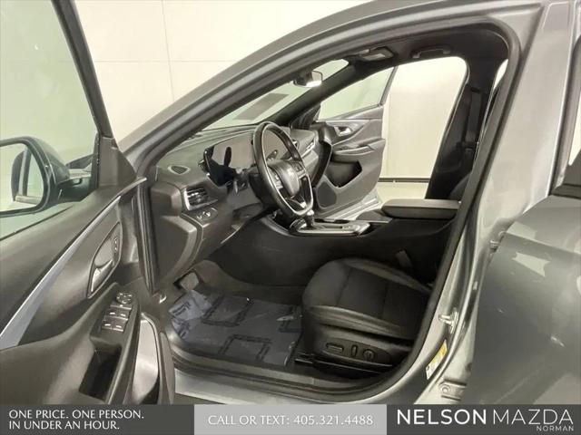 2024 Buick NV Preferred FWD