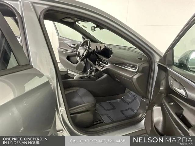 2024 Buick NV Preferred FWD