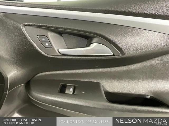 2024 Buick NV Preferred FWD